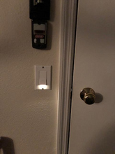 将图片加载到图库查看器，Guide Light Switch
